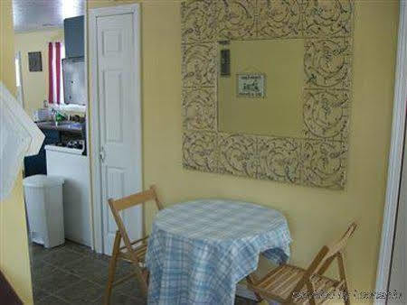 The Sunny Grange Bed & Breakfast Campton Habitación foto